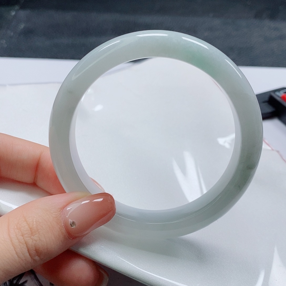 【闪购商品】未镶嵌手镯翡翠476号