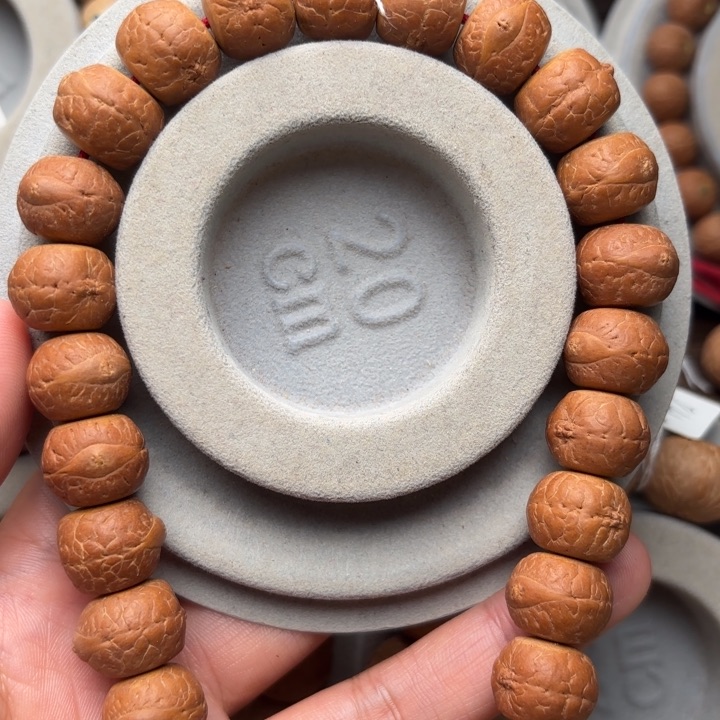 凤眼菩提手串14.5m m手持