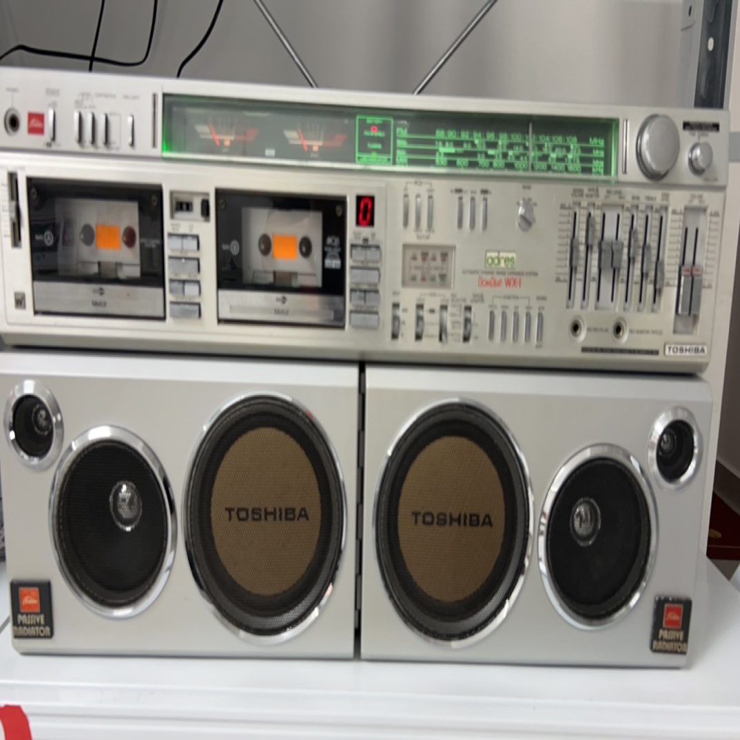 家居摆件，收录机，