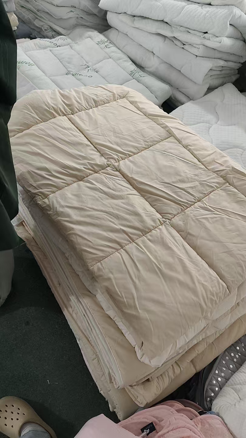 多色多纹路云朵被子任意发1约150*200瑕疵污渍