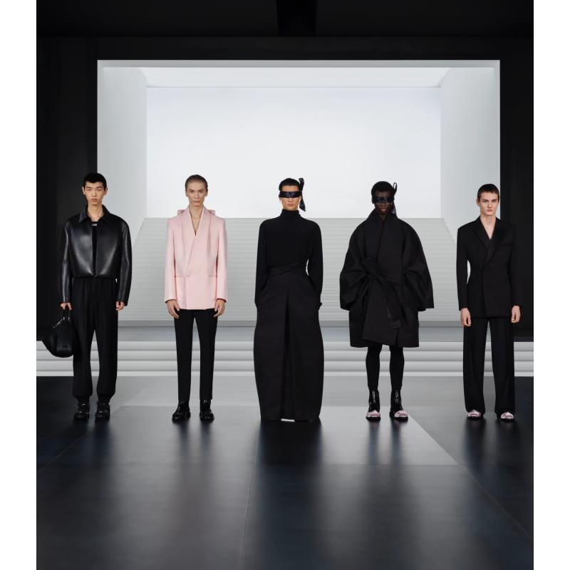 5号-【全新未拆封】J86012秋季上新潮奢时尚休闲连帽无袖外套