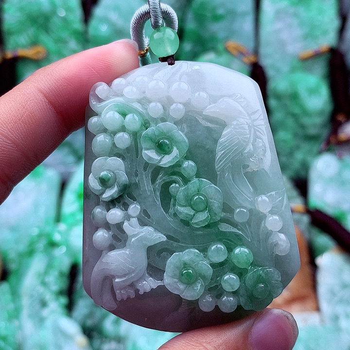 翡翠吊坠(不含链)未镶嵌