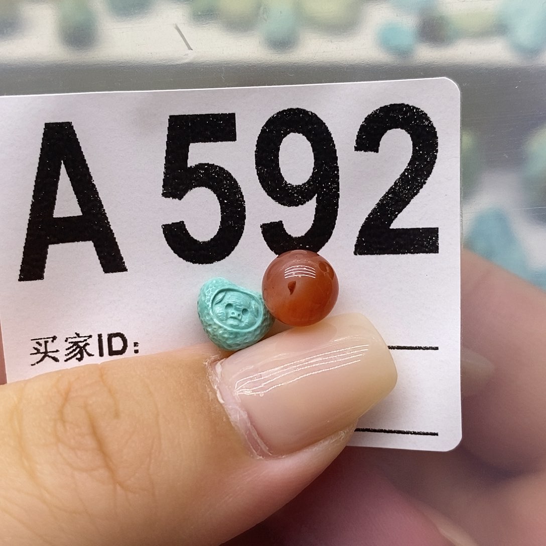 未镶嵌南红玛瑙珠宝奇石