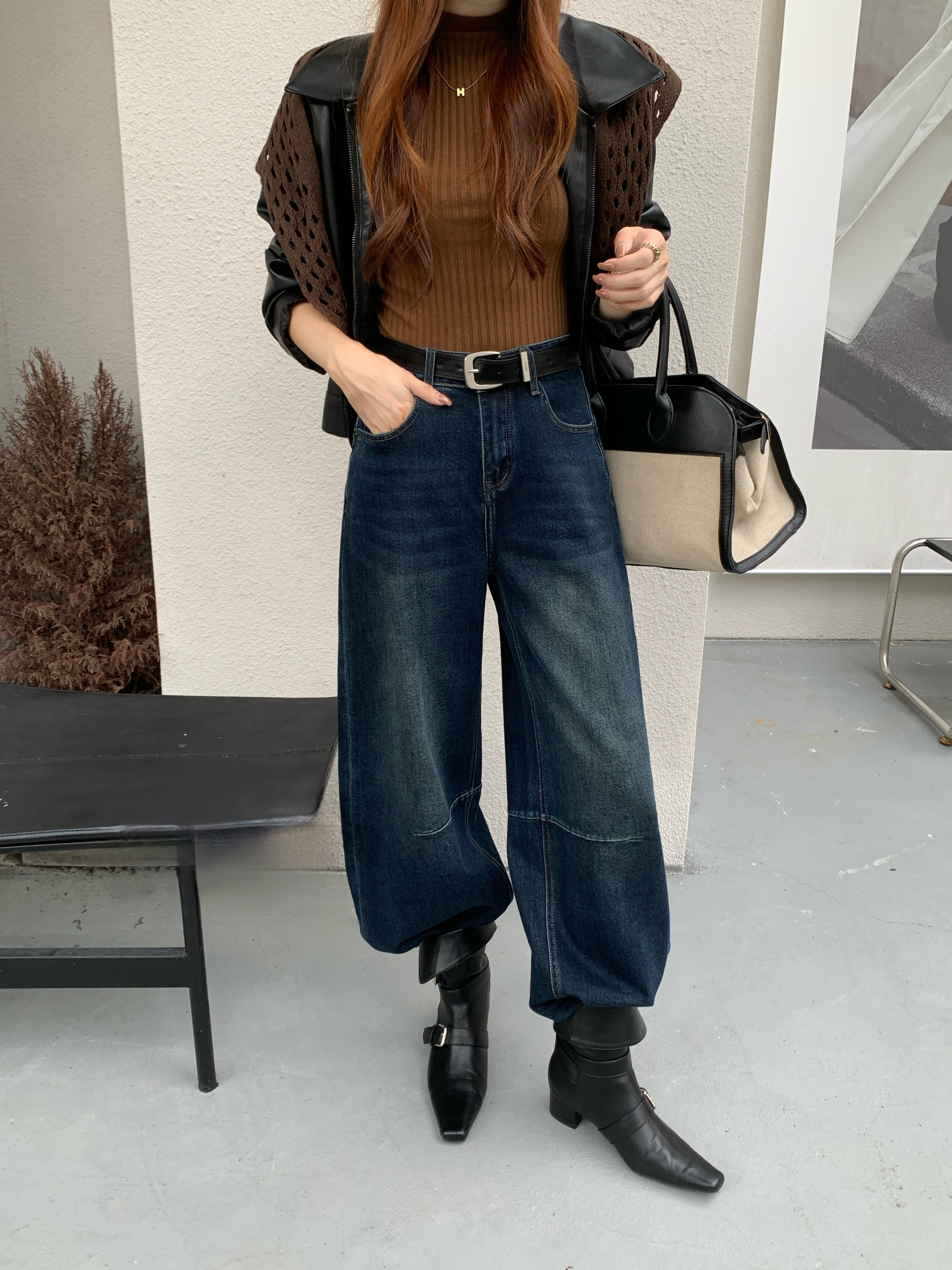 【伊贝儿】秋季新款弯刀裤女2025年爆款牛仔高品质时尚牛仔杨幂同款
