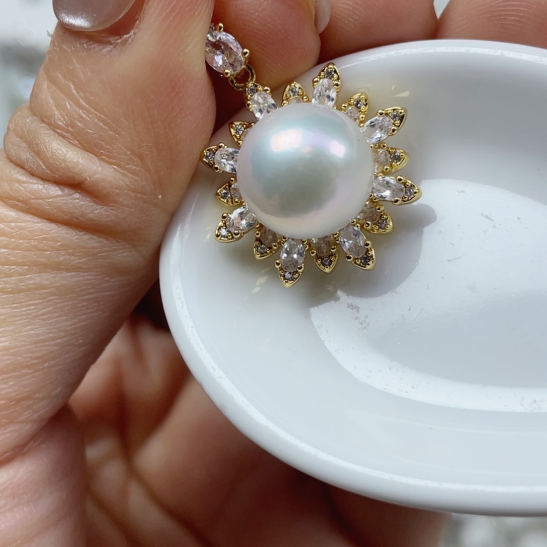 颈饰未镶嵌淡水珍珠