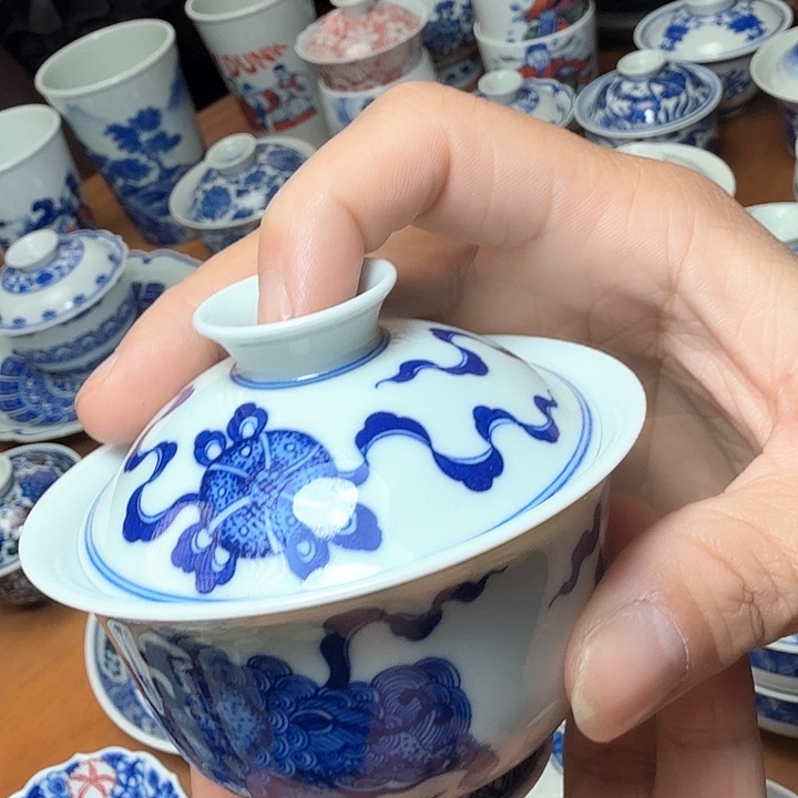陶手绘狮子绣球二才福利款
