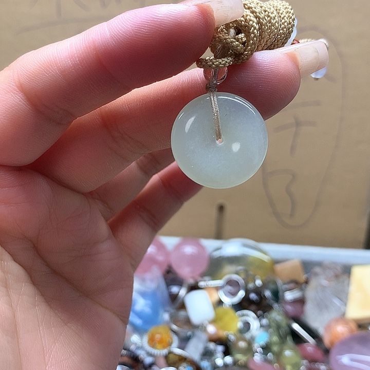 水晶水晶吊坠未镶嵌