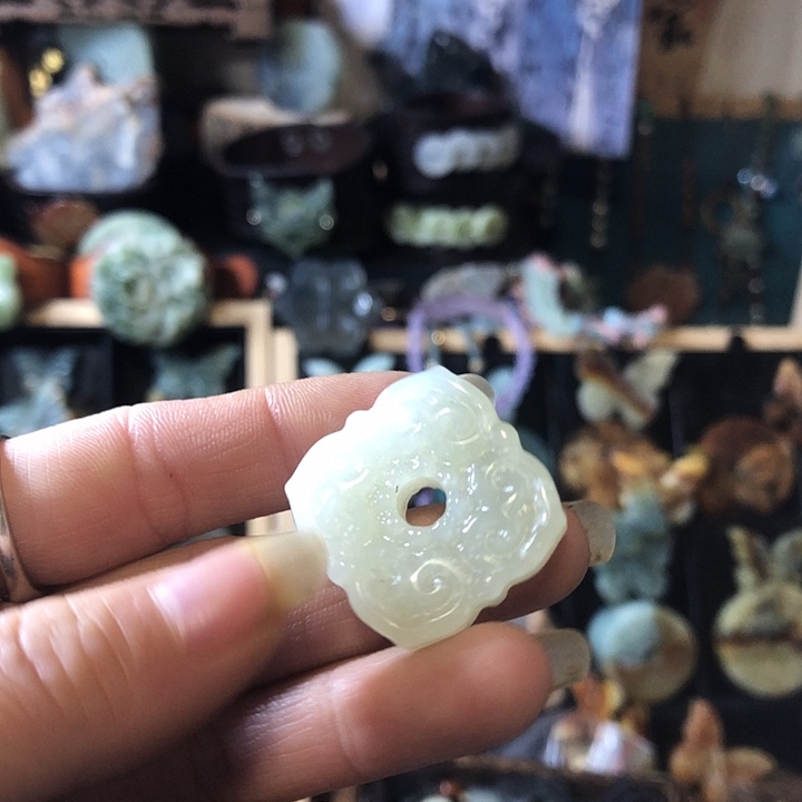 岫玉未镶嵌岫玉挂件