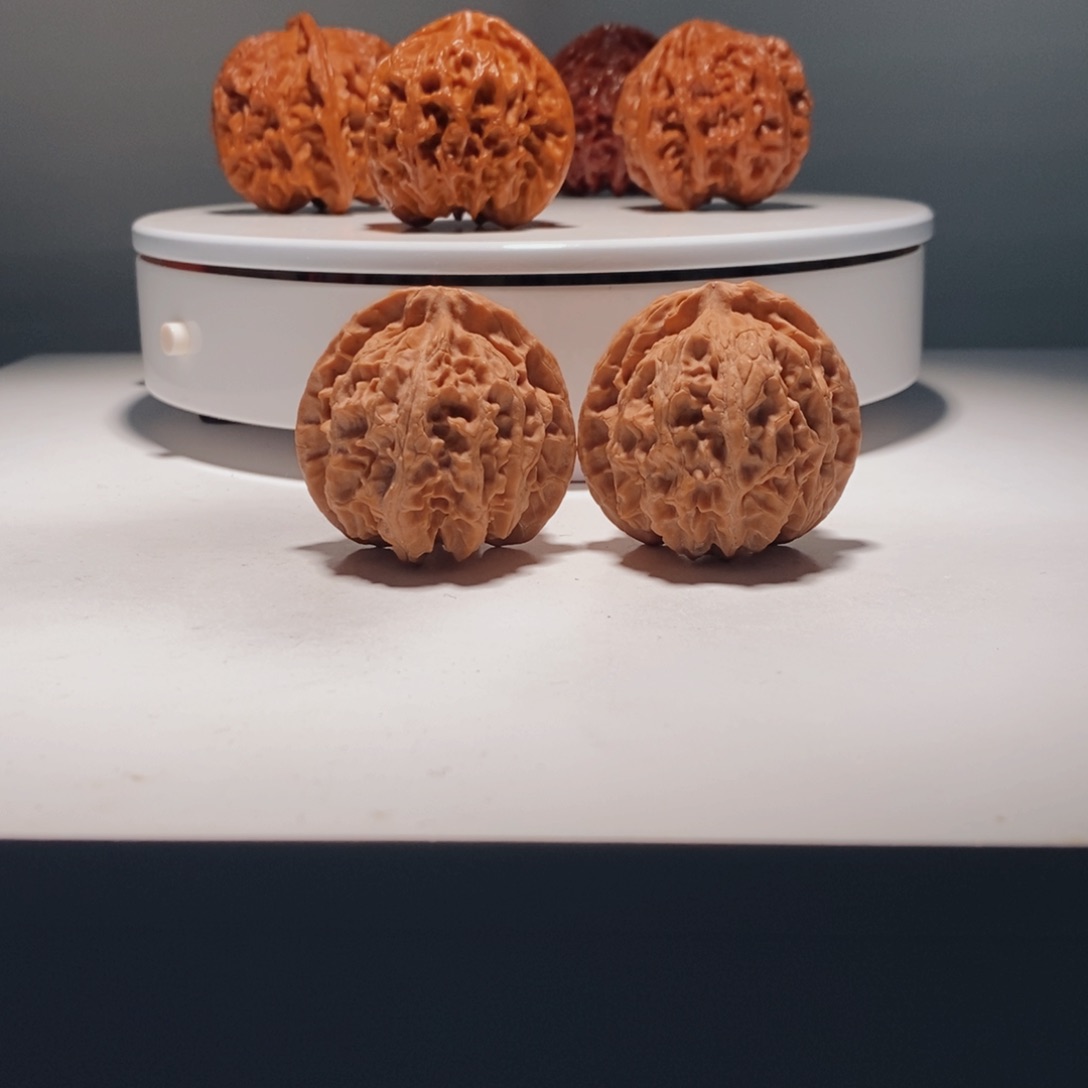 文玩核桃吊坠  907号-逸捻橙皮苹果园-40.5尺寸 