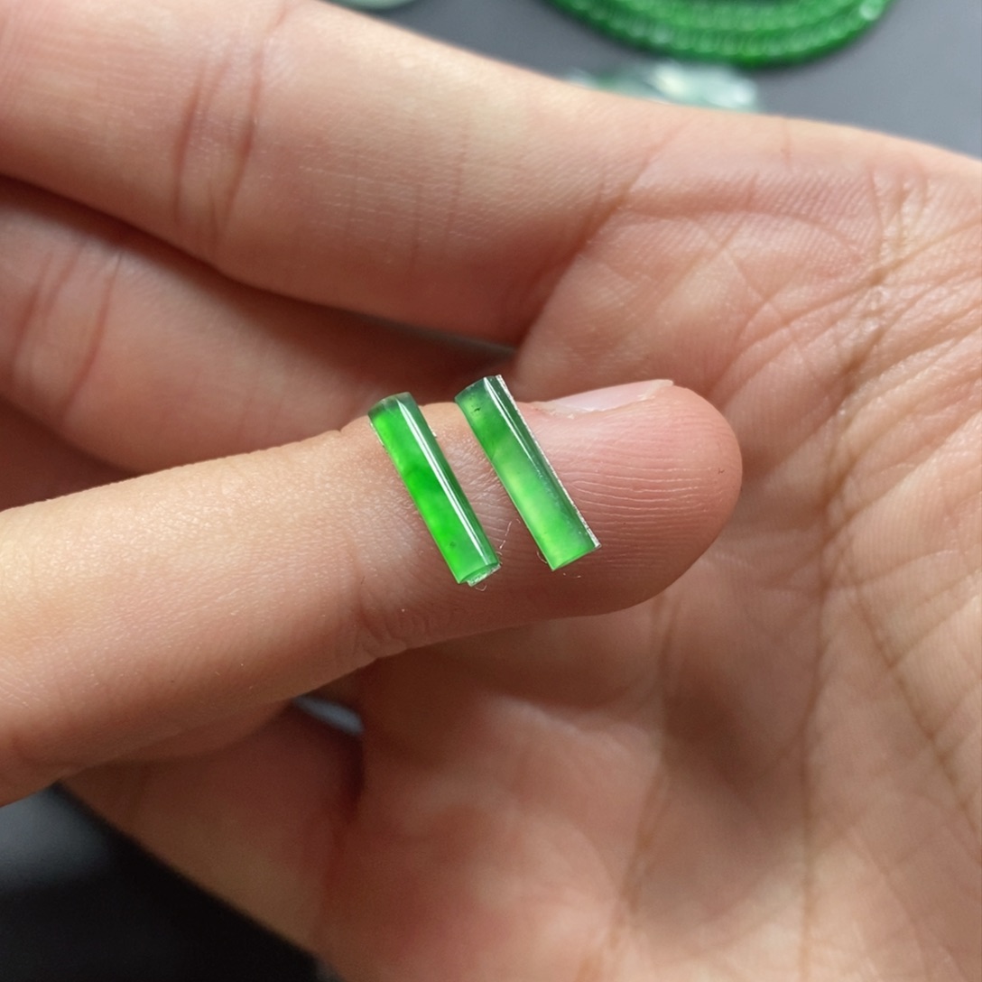 翡翠挂件未镶嵌翡翠珠宝翡翠珠宝