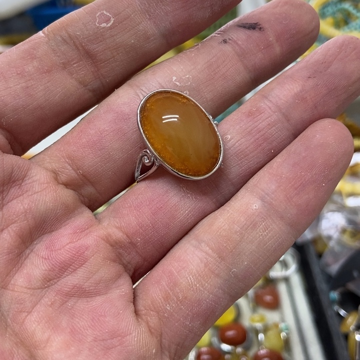 银S925镶嵌蜜蜡裸石戒指