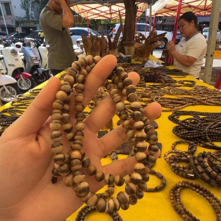 半***生沉香沉香碎屑达拉干沉香0.8大18克➕沉香碎屑多样性