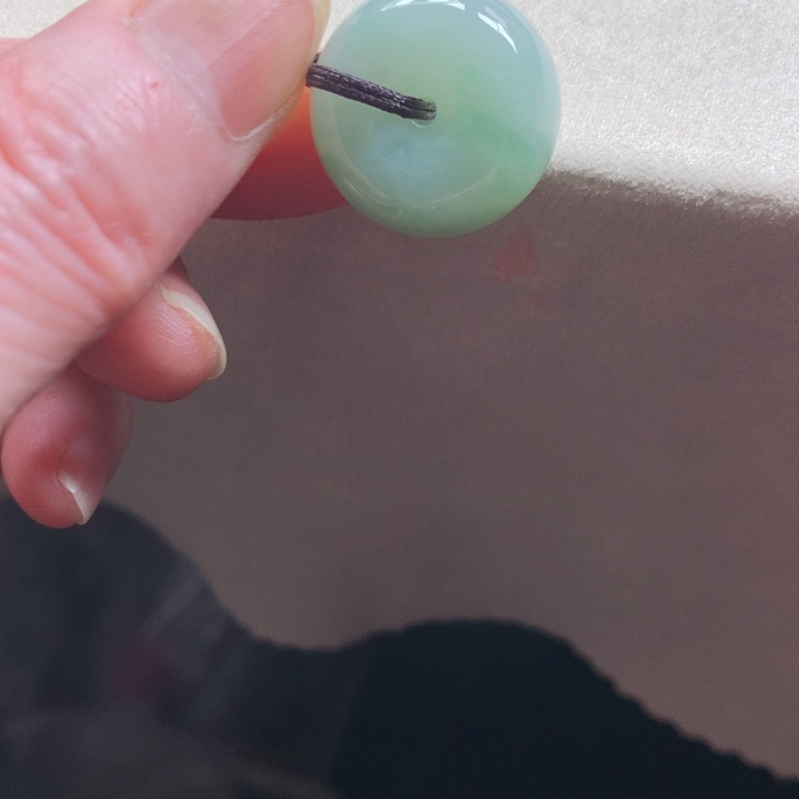 翡翠颈饰未镶嵌吊坠