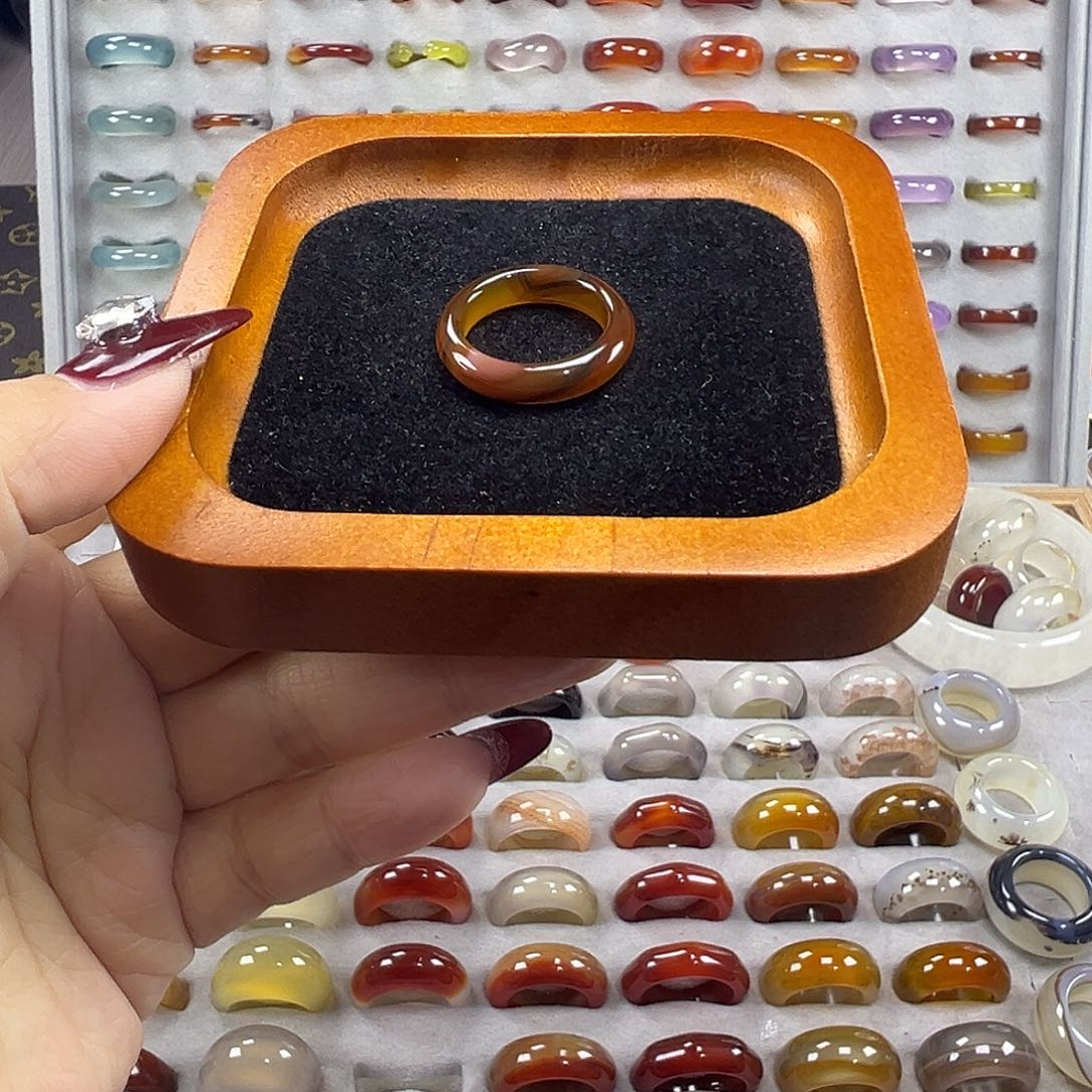 玛瑙/玉髓未镶嵌戒指B12不退换19港20+