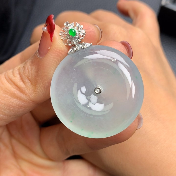 翡翠吊坠(不含链)18K金镶嵌