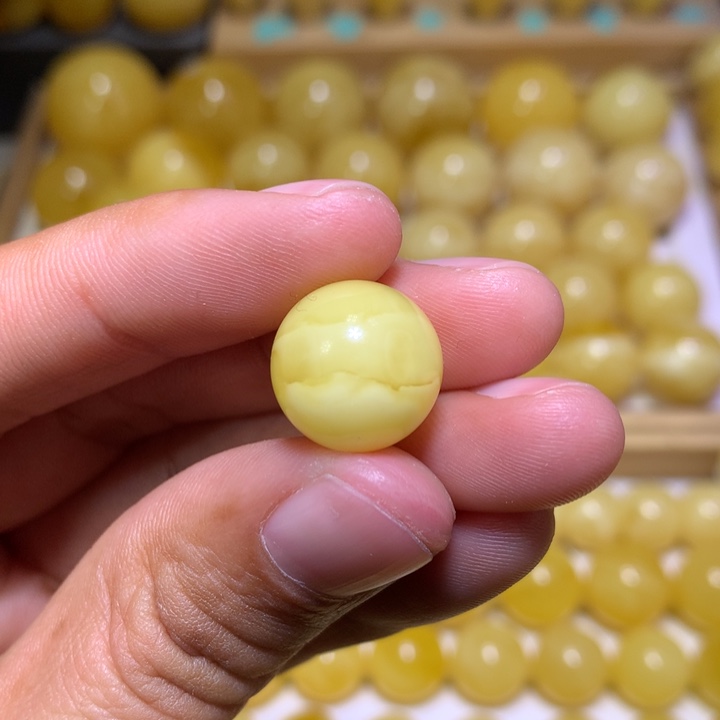 蜜蜡裸石未镶嵌百****锅天然俄料浓白花蜜蜡圆珠14