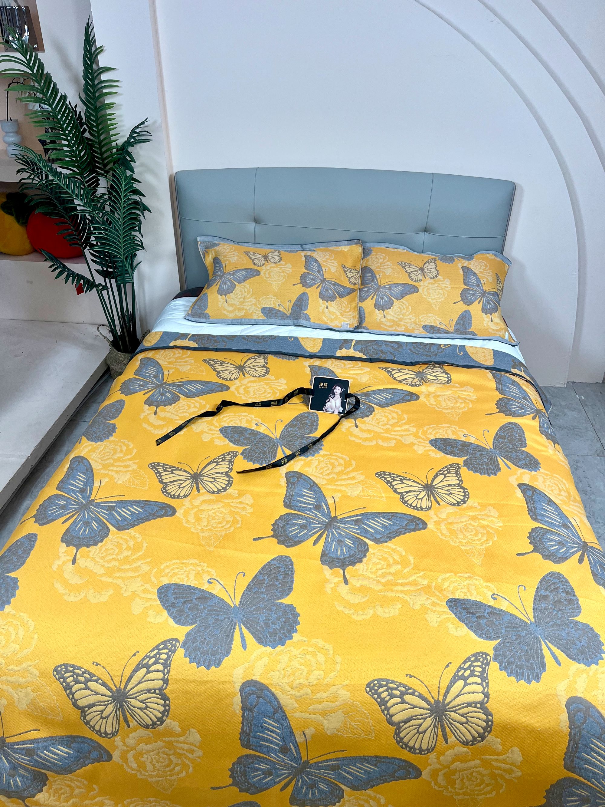 梦幻蝴蝶200*230加厚舒适床盖