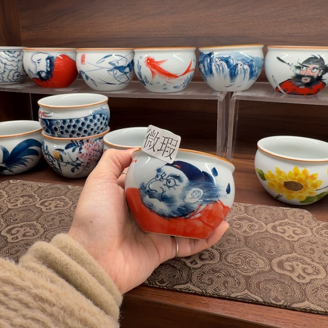 釉下手绘茶具微瑕