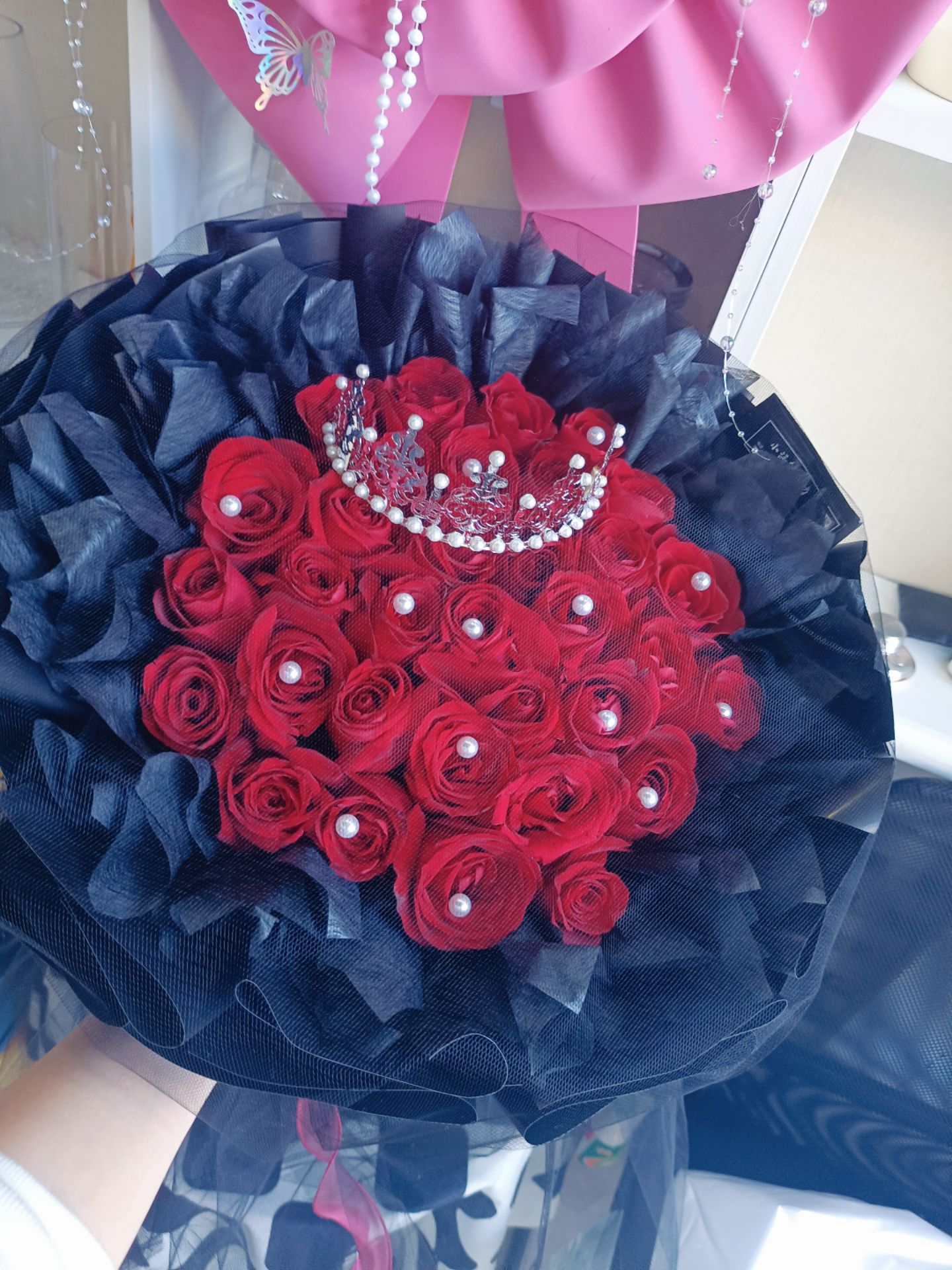 33朵红玫瑰黑色包装