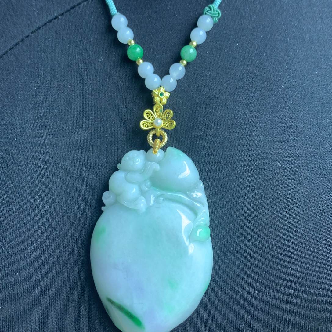 翡翠颈饰未镶嵌翡翠