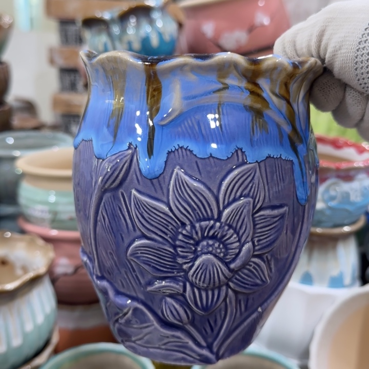 凑9块包邮，有孔，陶瓷花盆