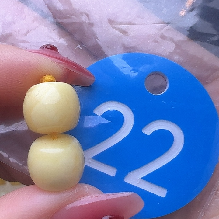 蜜蜡裸石未镶嵌10.3mm 氧化料 直切