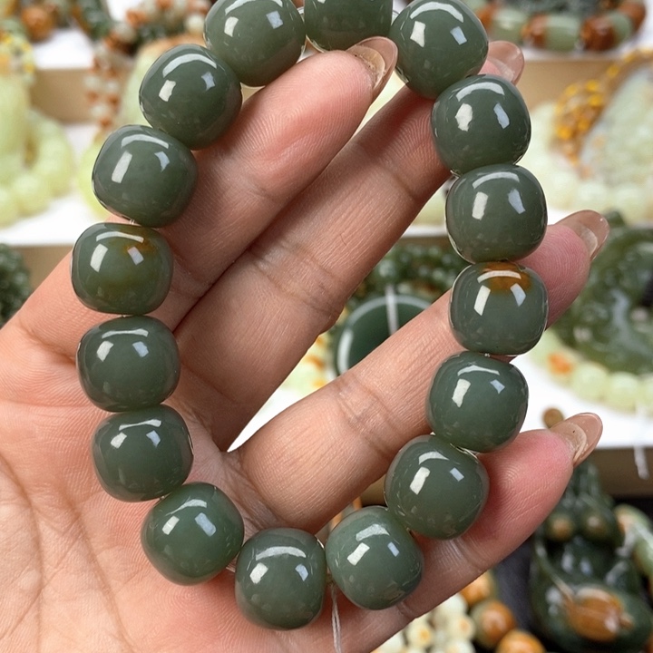 【闪购商品】透闪石质玉手串未镶嵌