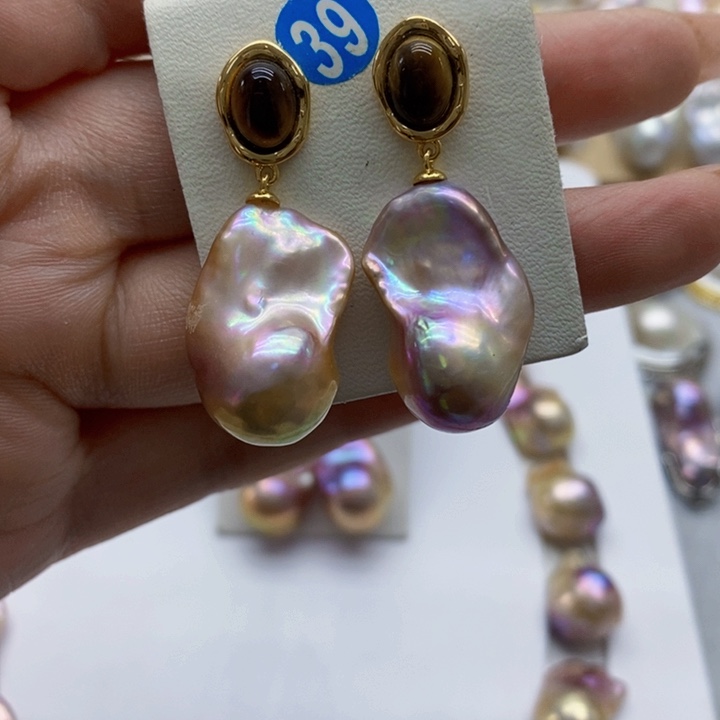 银S925镶嵌淡水珍珠耳饰凡***间