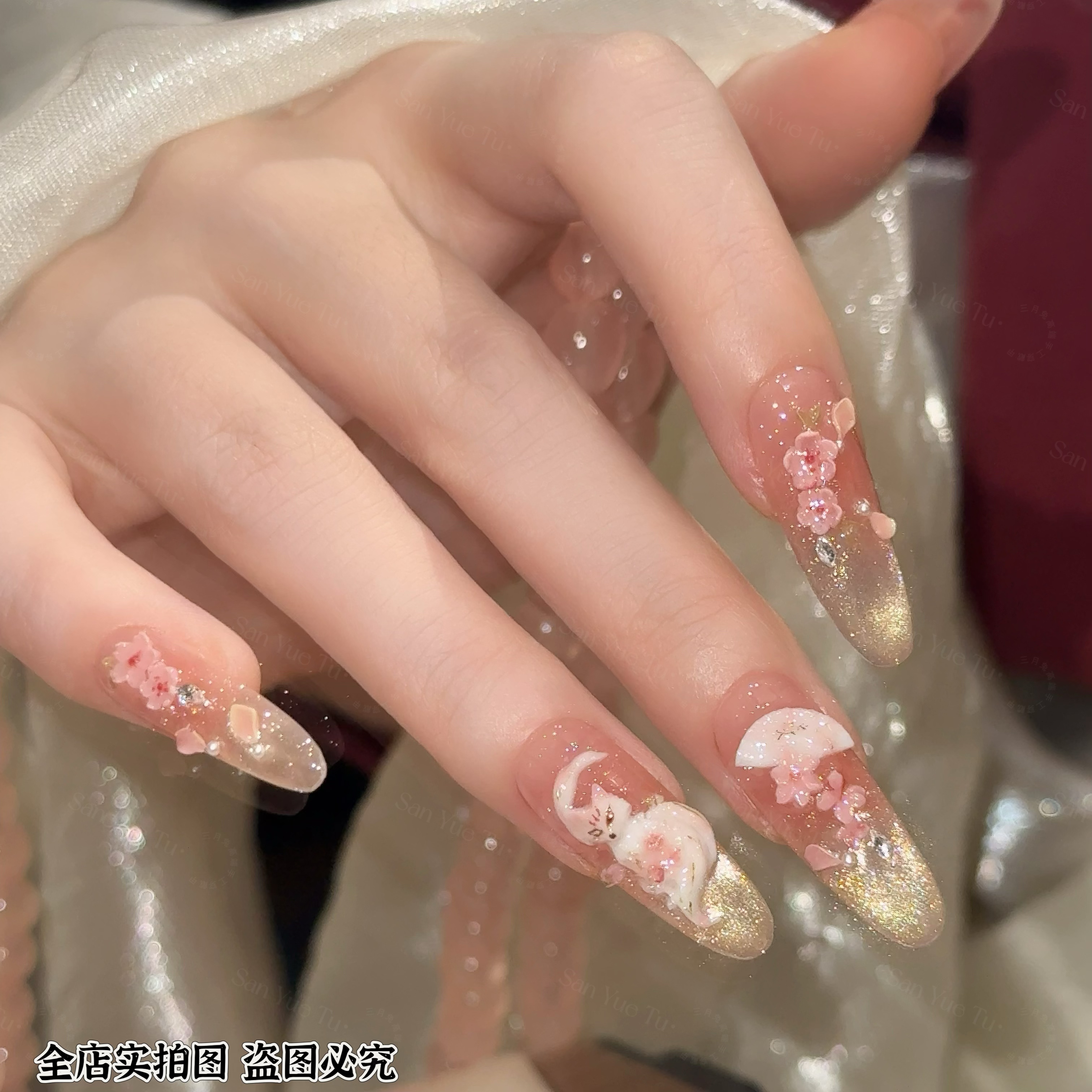 【九尾狐】三月兔国风雕花设计师高定款白狐美甲秋冬氛围手工穿戴甲