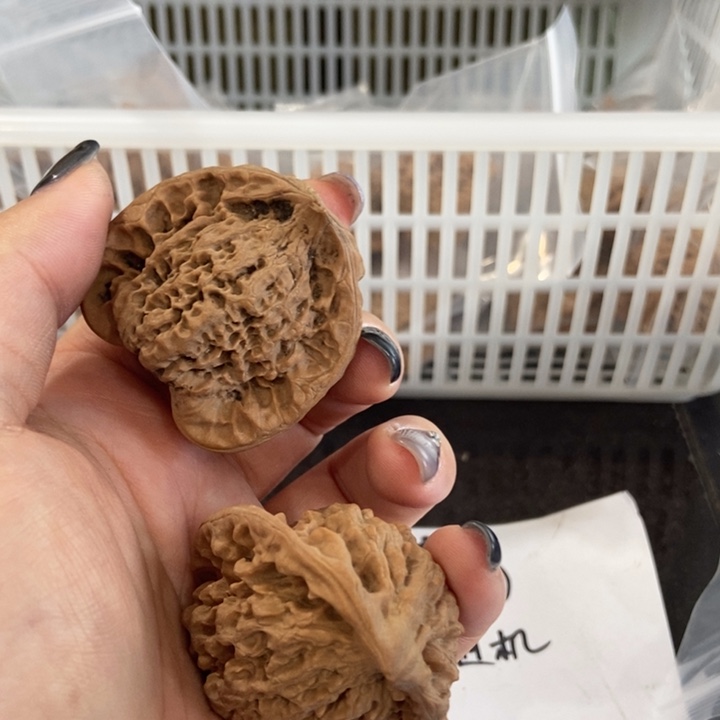 吊坠文玩核桃官蛇瑕疵