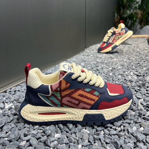 男鞋2026春夏秋新款皮面刺绣网布透气运动低帮系带时尚百搭休闲鞋