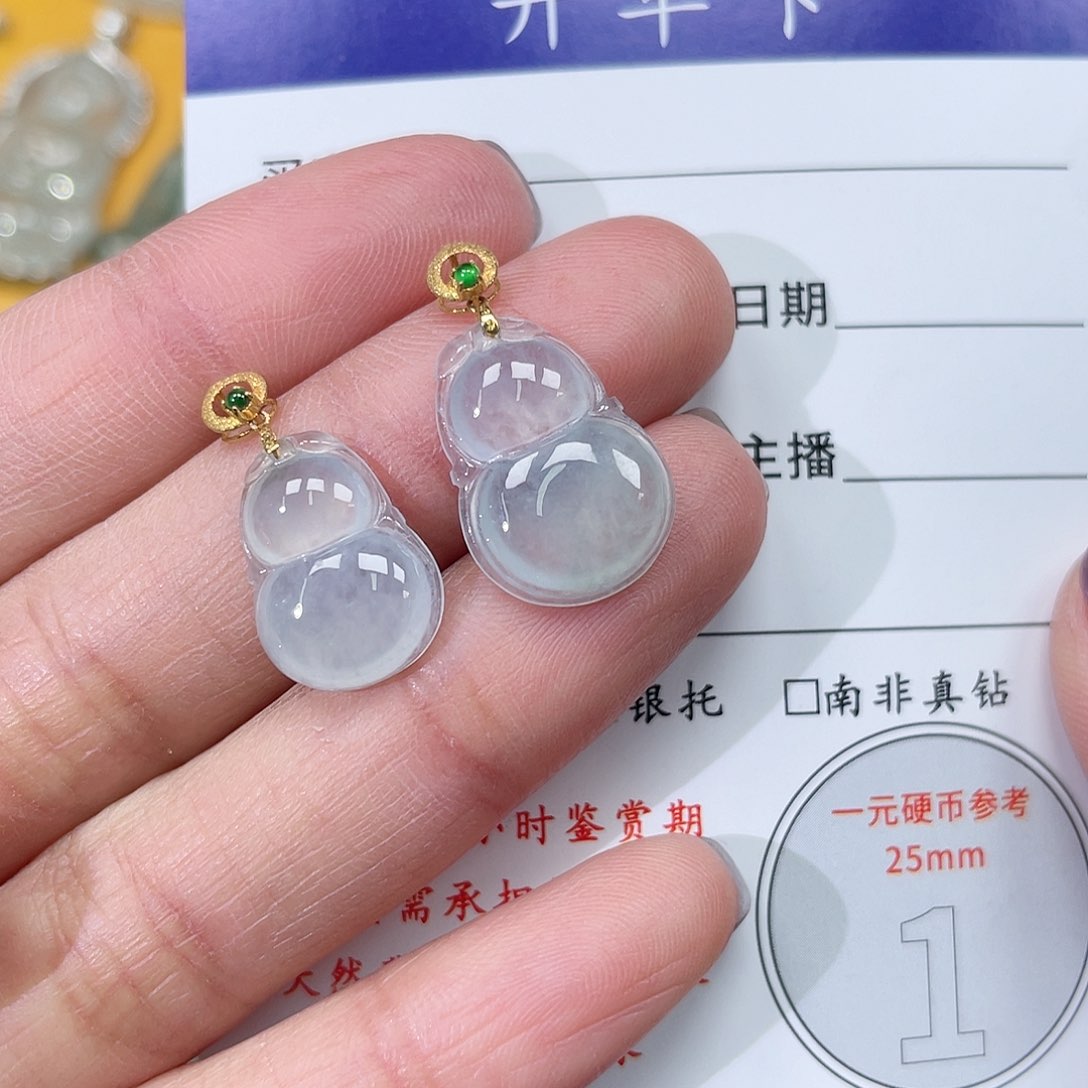 翡翠挂件18K金镶嵌葫芦