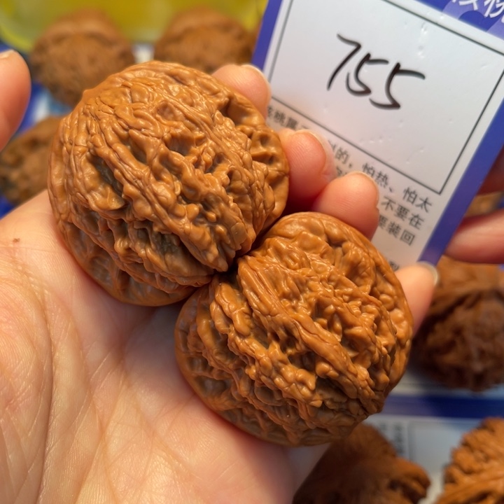 文玩核桃把件755粗筋虎42