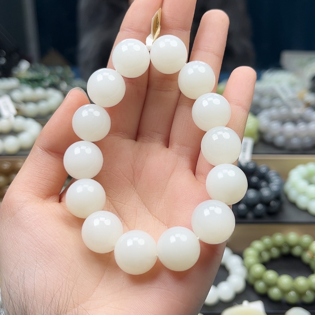 和田玉手链未镶嵌