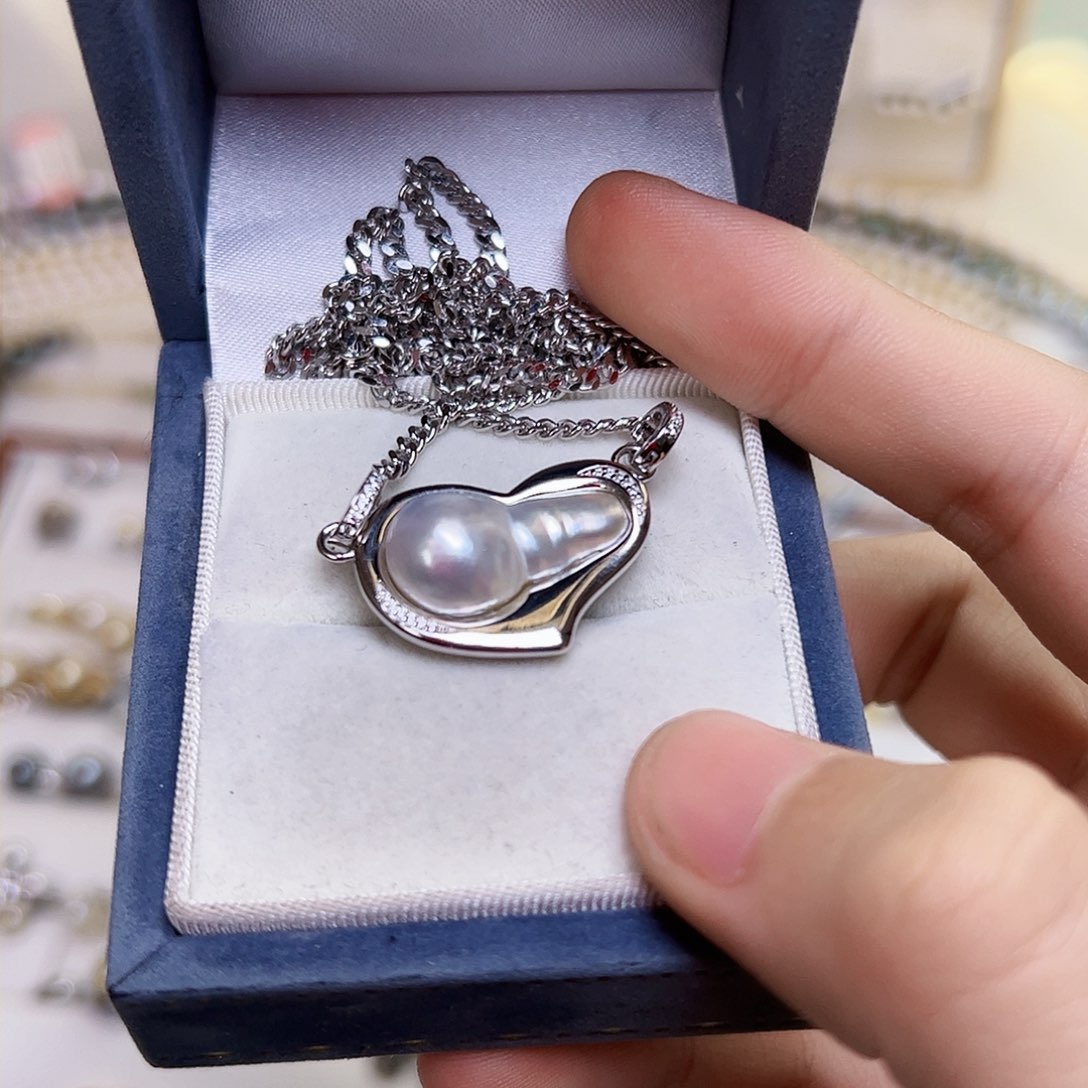 海水珍珠颈饰银S925镶嵌妍*