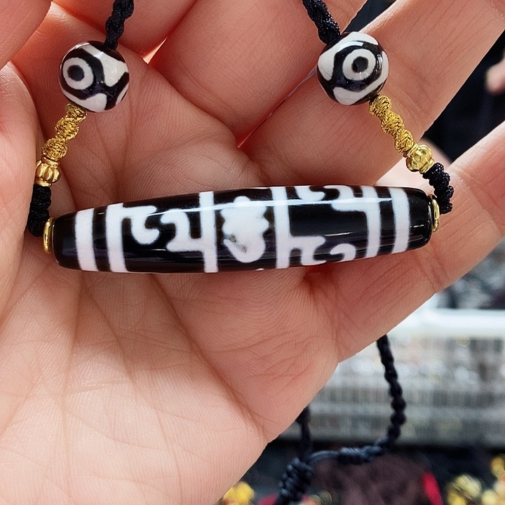 玛瑙/玉髓颈饰合金