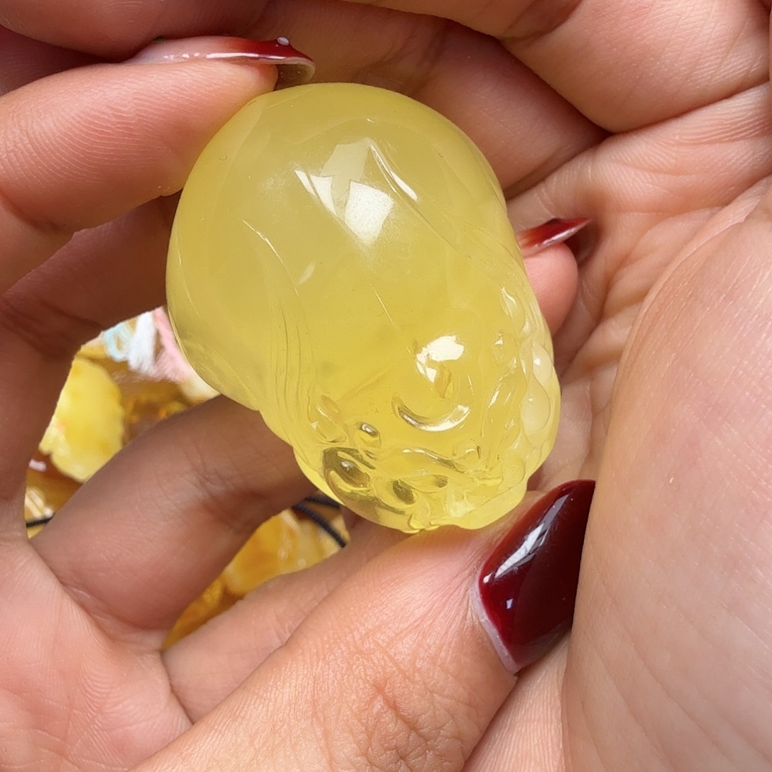 琥珀未镶嵌裸石你好