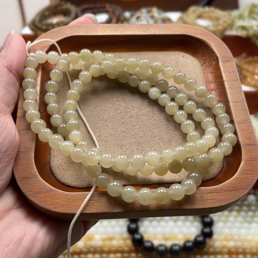 和田玉未镶嵌毛衣链珠串6mm