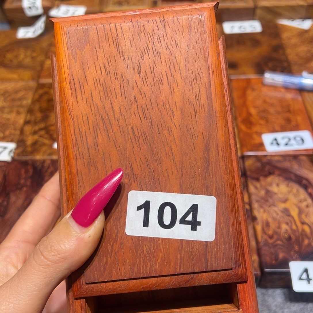 非洲紫檀（红花梨）