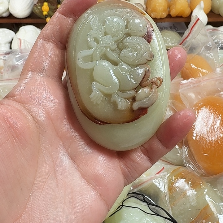 丰***禾砖雕石头手把件不退不换