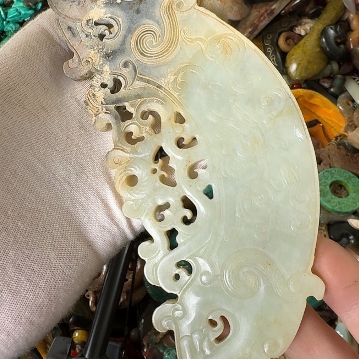 和田玉未镶嵌挂件