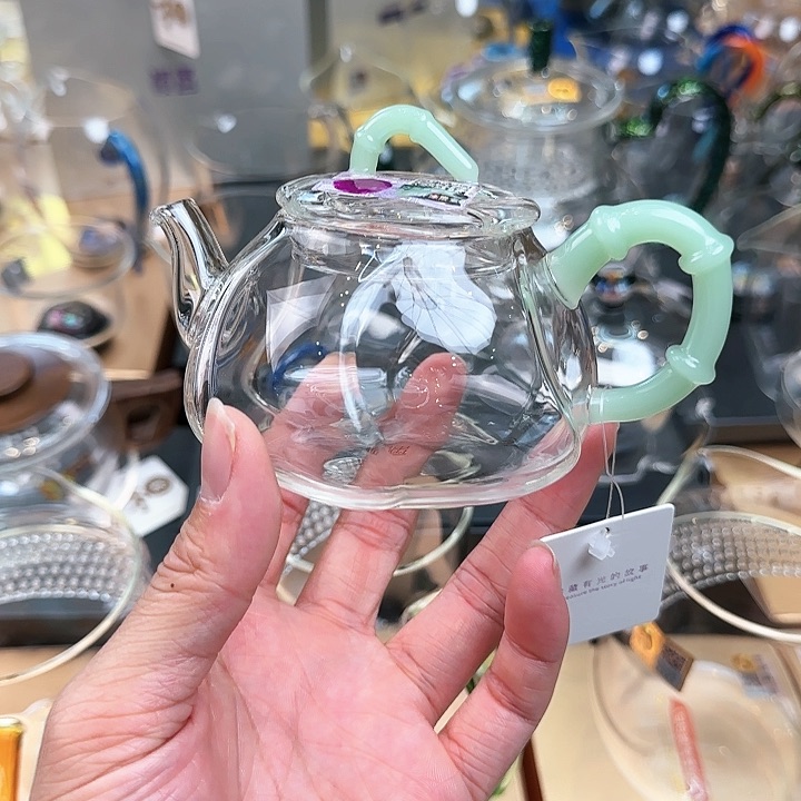 禾器浅玉色君漾壶