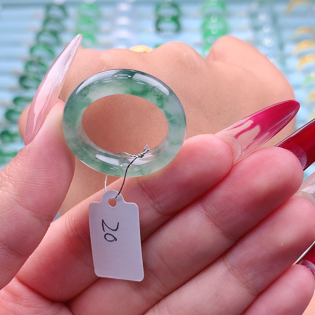 翡翠戒指未镶嵌缅甸翡翠A货