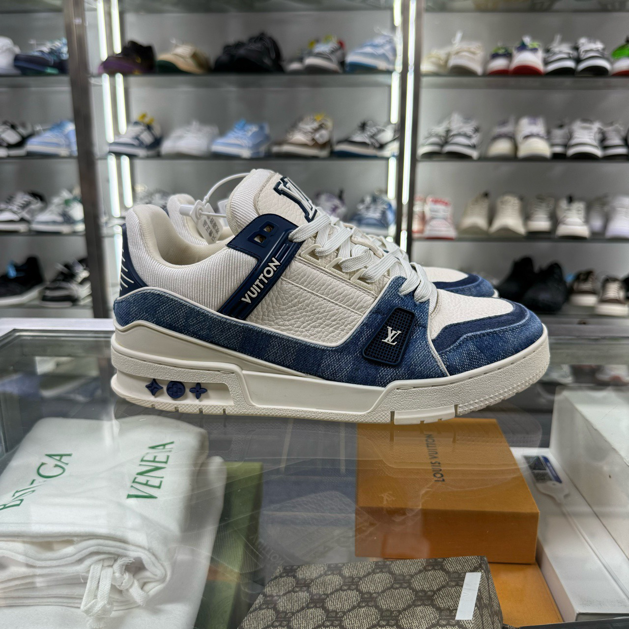 95新 LouisVuitton/路易威登 TRAINER 白蓝牛仔 尺码/40 YH18069