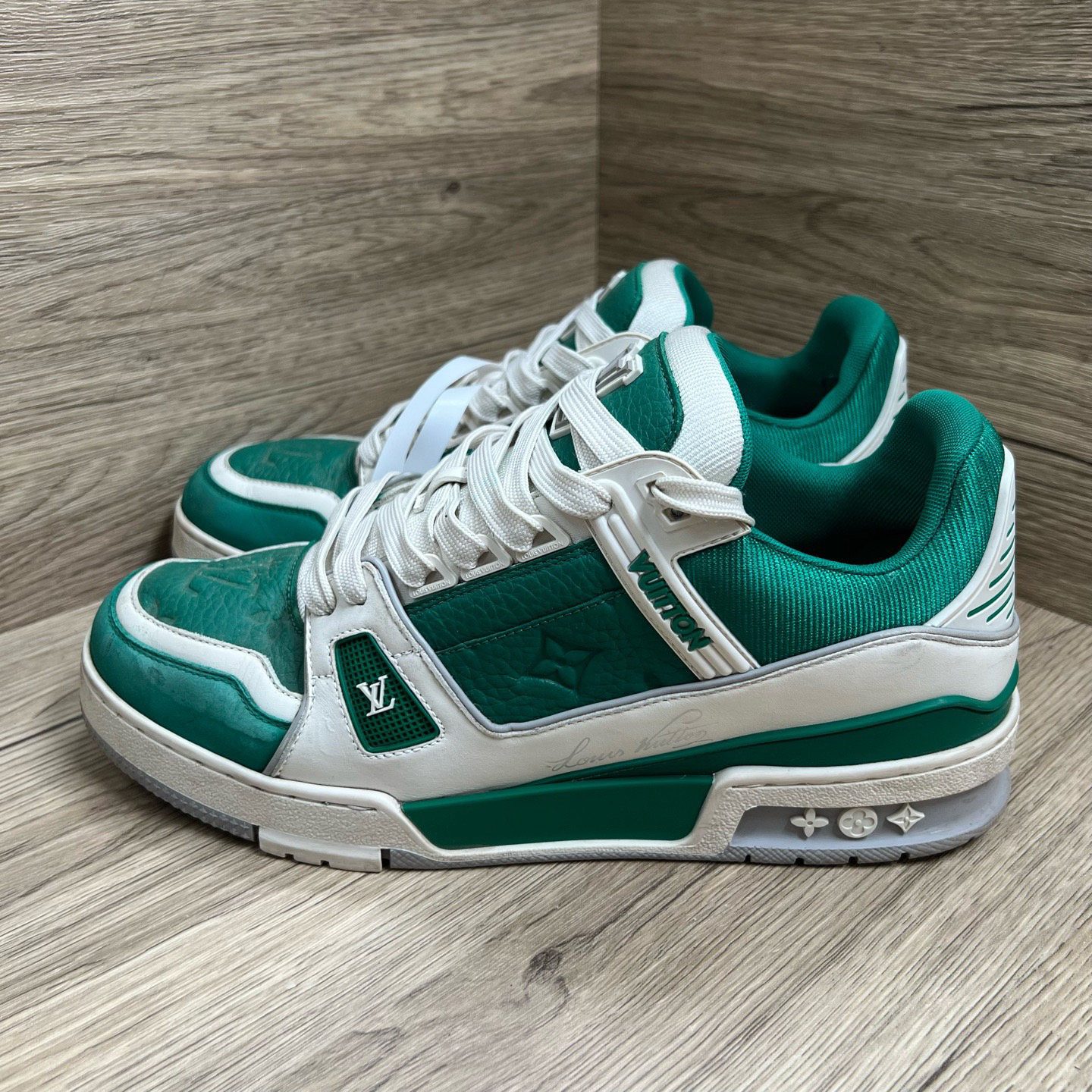 90新 LouisVuitton/路易威登 Trainer 白绿压纹板鞋 41.5码