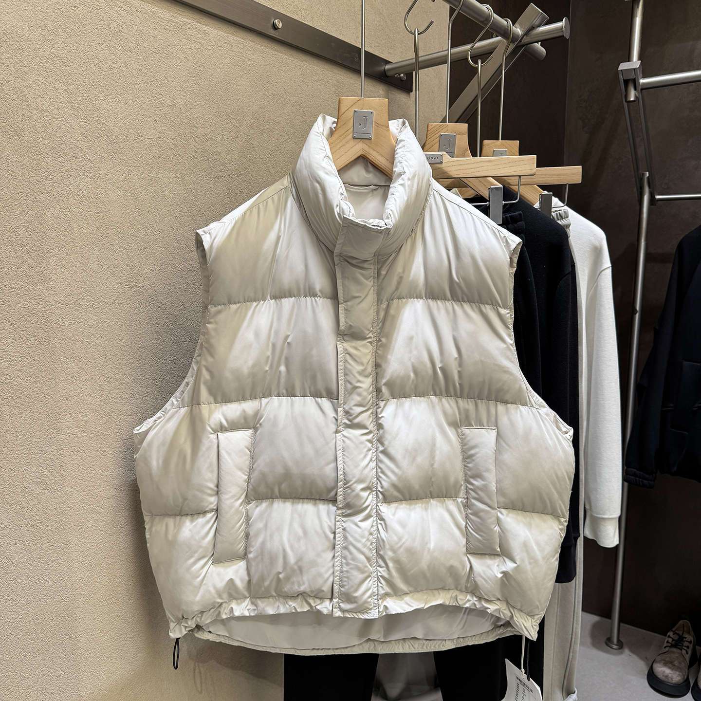 马甲之王！实物超赞！轻奢线2000+ 纯色男士羽绒棉马甲背心11659