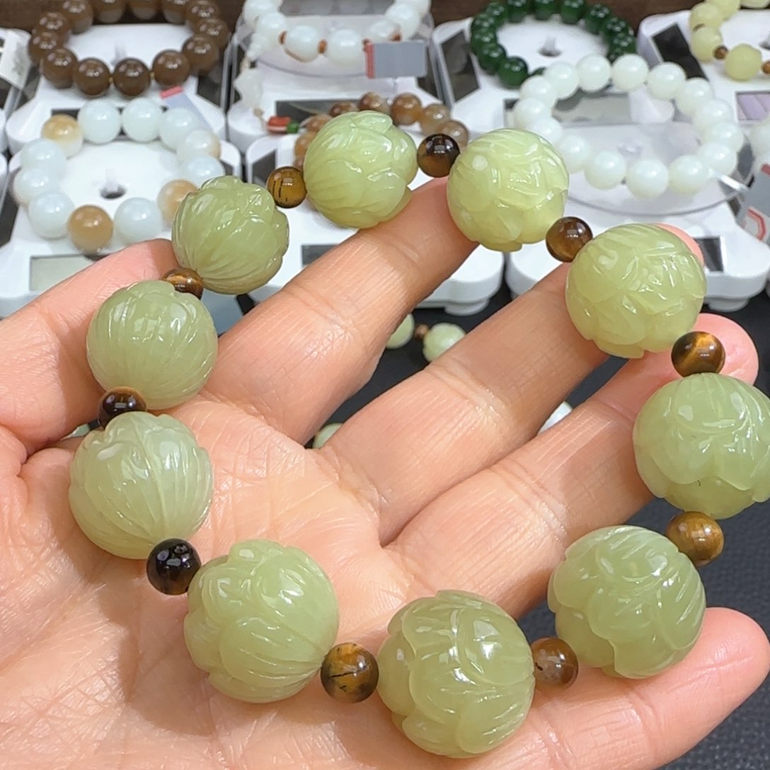 和田玉手链未镶嵌