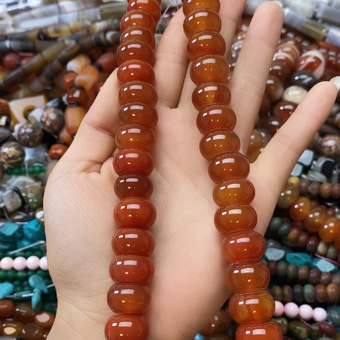 玛瑙/玉髓未镶嵌珠宝半成品算盘一条
