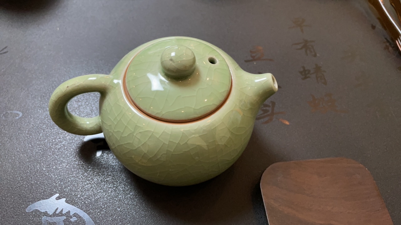 冰裂开片可养陶瓷西施壶浅绿色（单壶）
