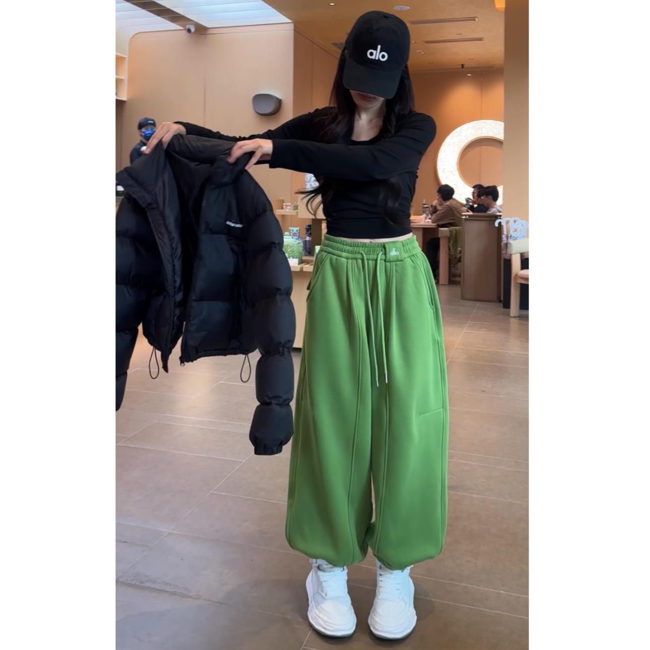 秋冬加绒加厚高腰显瘦宽松灯笼束脚卫裤